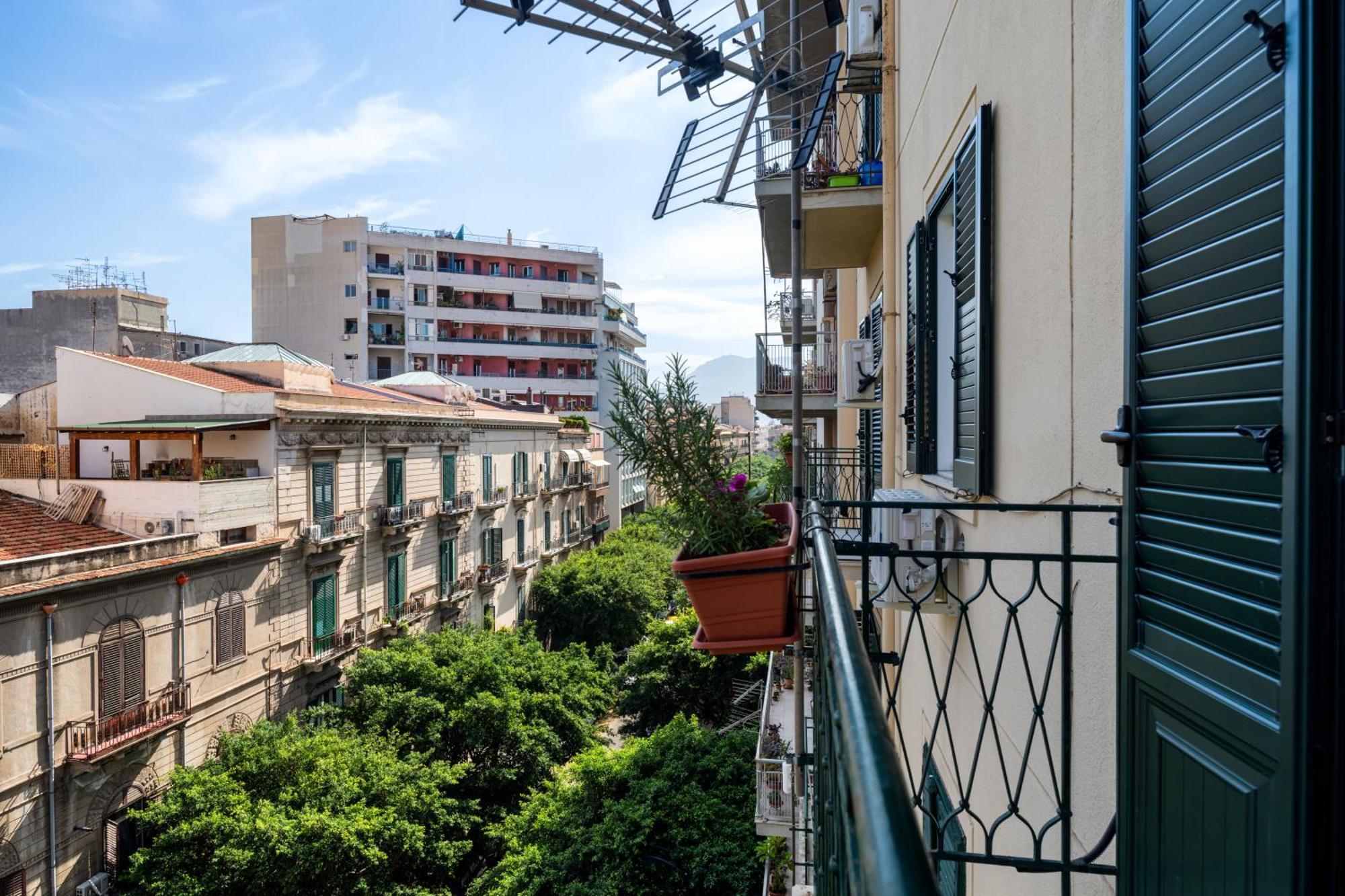 Sister'S Suites Rooms Palermo Exterior photo